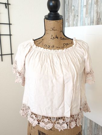 Bluse kurzarm rosa Spitze Grösse S guter Zustand
