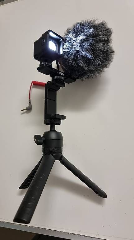 Røde Microphones: RØDE Vlogger Kit Universal – D'occasion à Unterengstringen par Baldyman 2