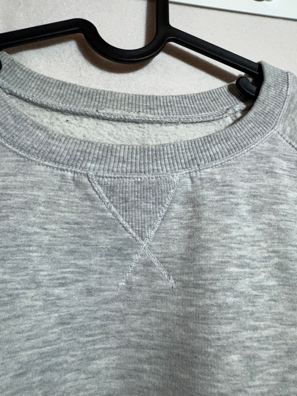 Maglioni & Felpe: Schöner grauer Pullover ca. Gr. M – Usato da Grosswangen venduto da second_hand_dress 1