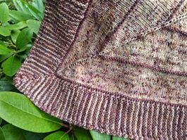 Schultertuch "Nordwind 2", handgestrickt, 100% Merino    NEU