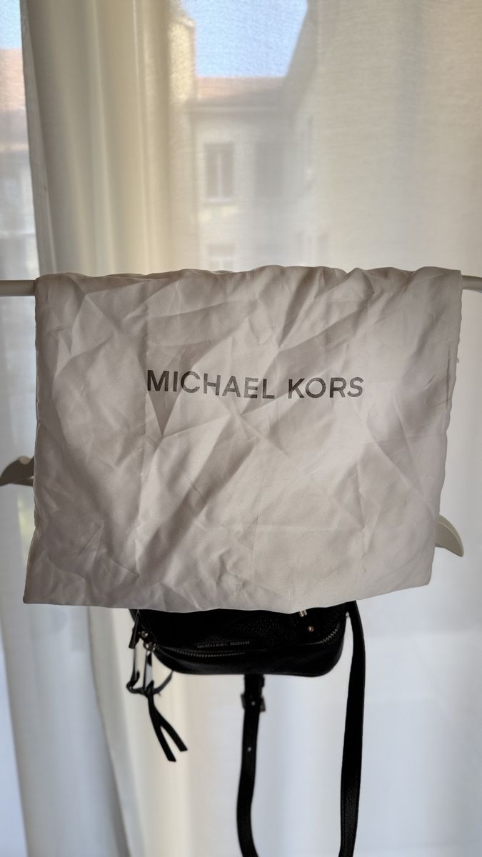 Michael Kors Rucksäcke: Michael Kors mini Rucksack - Schwarz – Gebraucht aus Solothurn von D.FloLu 3