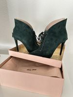 Miu Miu Wildleder Stiefeletten Grün Gr. 38,5