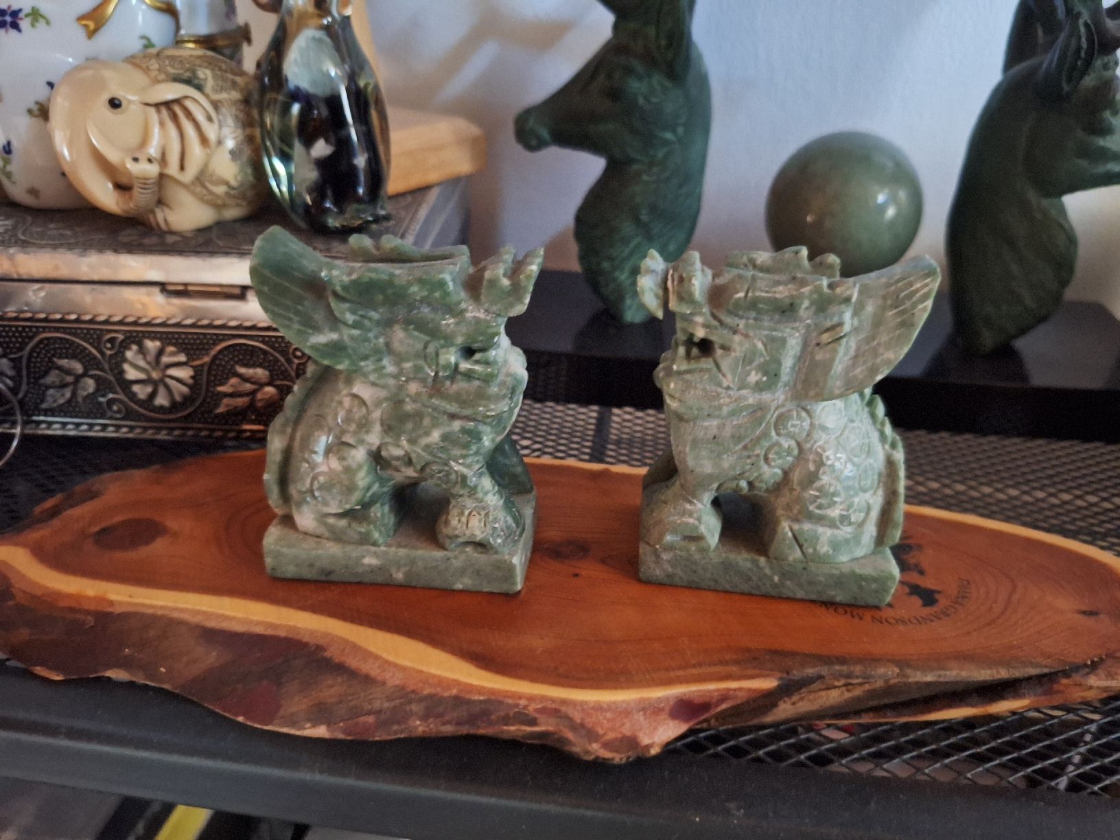 Tutte le decorazioni: Statues de lions gardiens en jade – Usato da Tannay venduto da v1n1p00h