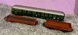 Train Jouef + 2 wagons marchandises HO 1/87