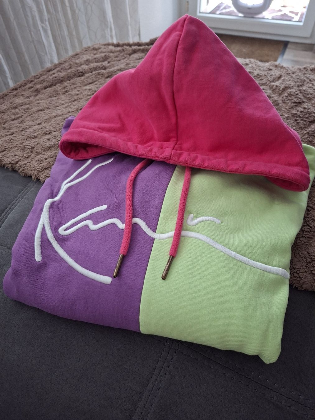 Pullover & Sweatshirts: Karl Kani Hoodie, Grösse S – Neu (gemäss Beschreibung) aus Winterthur von Ausmisten2026 2