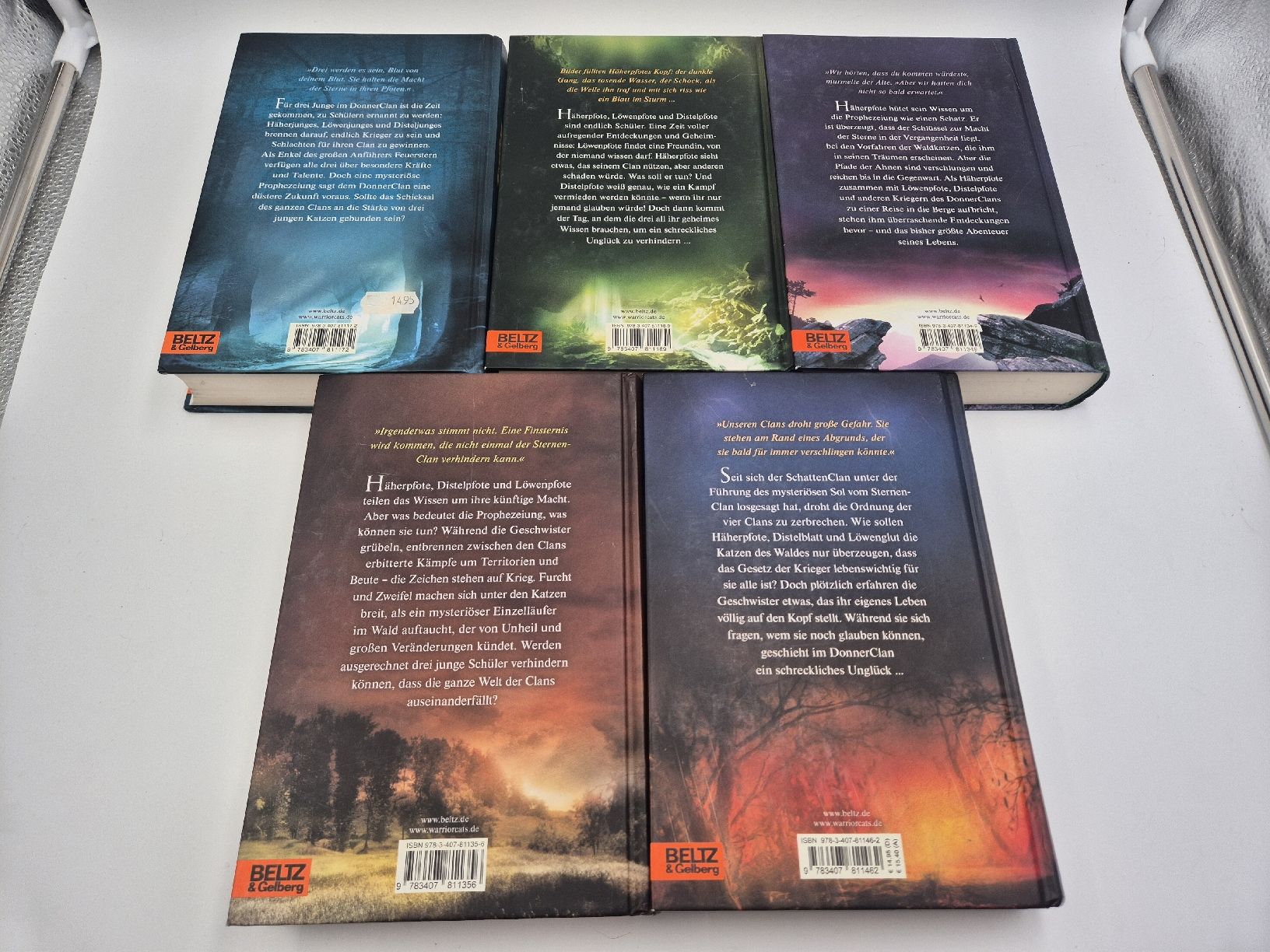 Bücher: Warrior Cats Buchreihe 3, Band 1-5 – Gebraucht aus Ettiswil von beekeper13 3