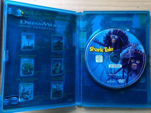 Tutti i DVDs: DVD - Grosse Haie -  Kleine Fische – Usato da Widen venduto da Himan 1