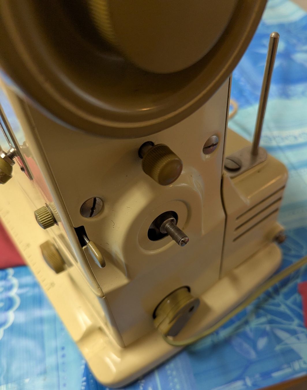Bernina Macchine da cucire: Bernina 532-1 Nähmaschine – Usato da Oberbipp venduto da theresiafrosch 3