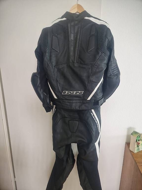 IXS Completi: Lederkombi IXS Racetech 50 - 52 – Usato da Dübendorf venduto da Magc76 1