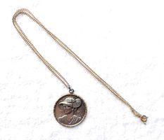 Medaille an Kette Schweizer Trachten 3