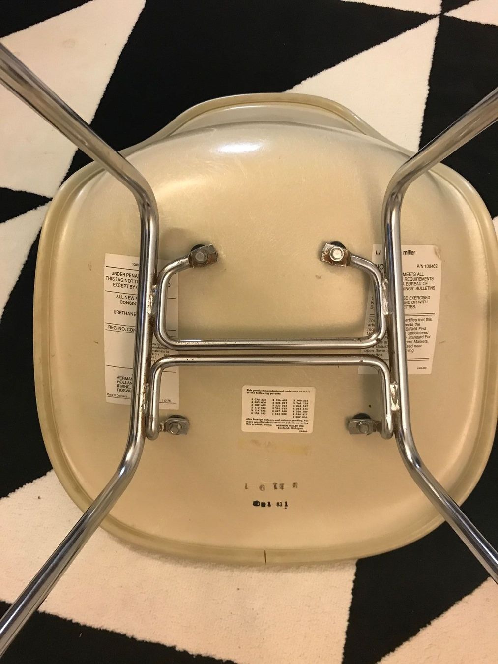 Herman Miller Sedie: Eames Sidechair Vintage Miller – Usato da Rüdlingen venduto da Charlesboeni 1