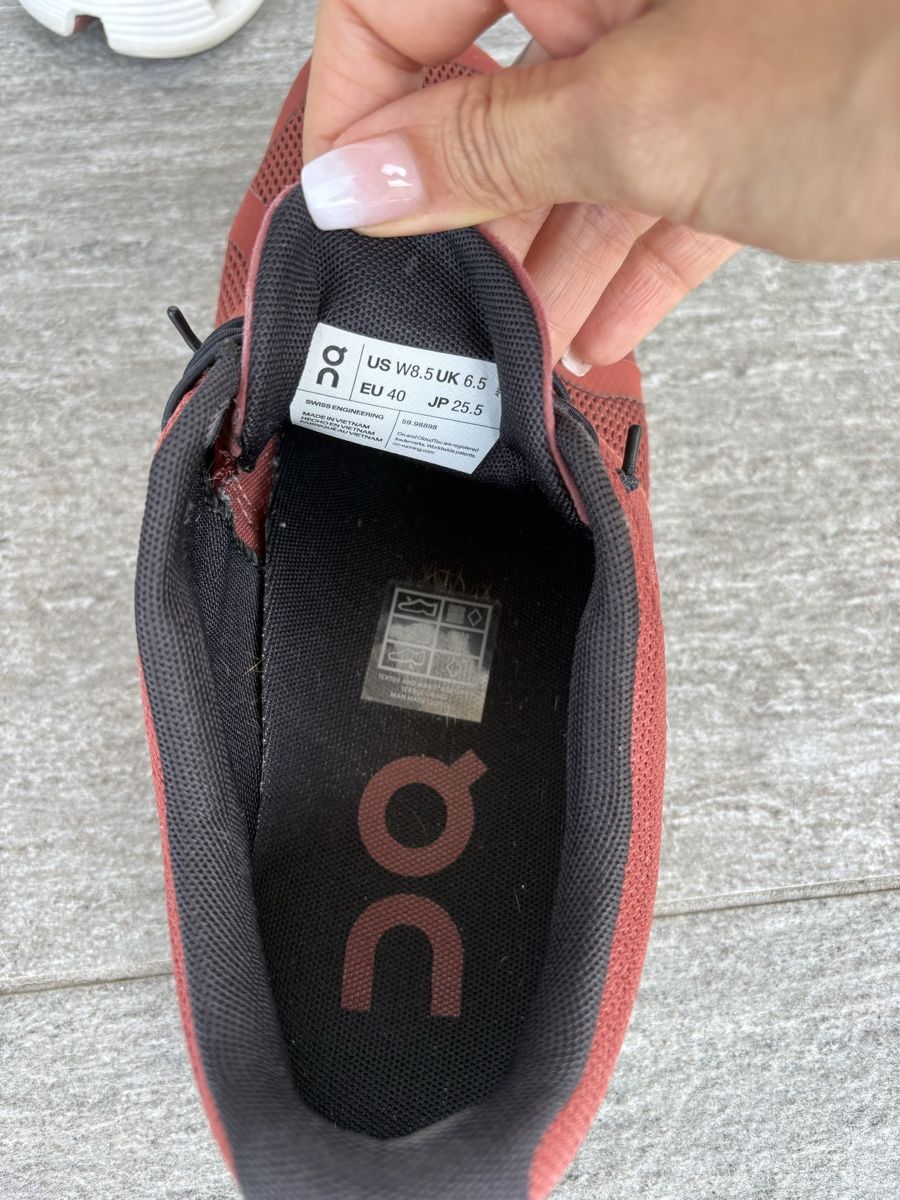 On Damenschuhe: On cloud tg 40 – Gebraucht aus Giubiasco von cel_qlw7 5