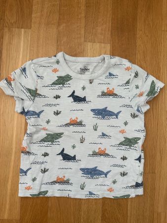 T-Shirt Gr. 92 mit Hai-Motiv