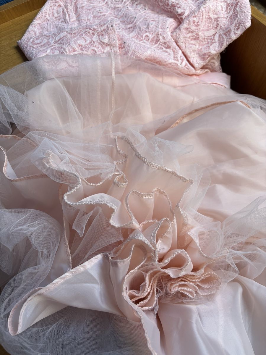 Vestiti & Gonne: Robe pour mariage 10 ans - 140cm – Usato da Founex venduto da ari_2gt7 8