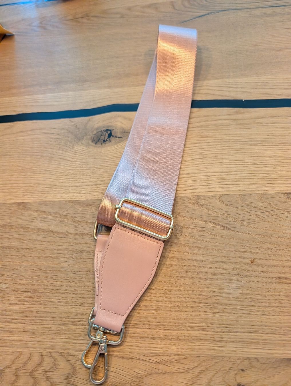 Altro in  Abbigliamento & Accessori: Schulterriemen Rosa – Nuovo (secondo la descrizione) da Weinfelden venduto da AleKa5