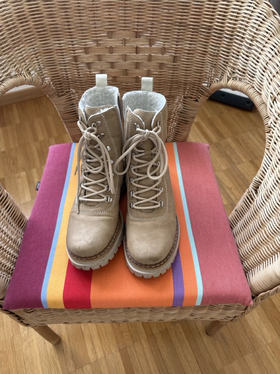 Rieker Chaussures femmes: Schuhe von Rieker – D'occasion à Altendorf par ratzfatz
