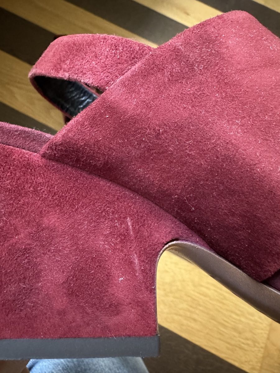 Celine Damenschuhe: Old Celine Sandals 39 – Gebraucht aus Herrliberg von kat_f5dd 5