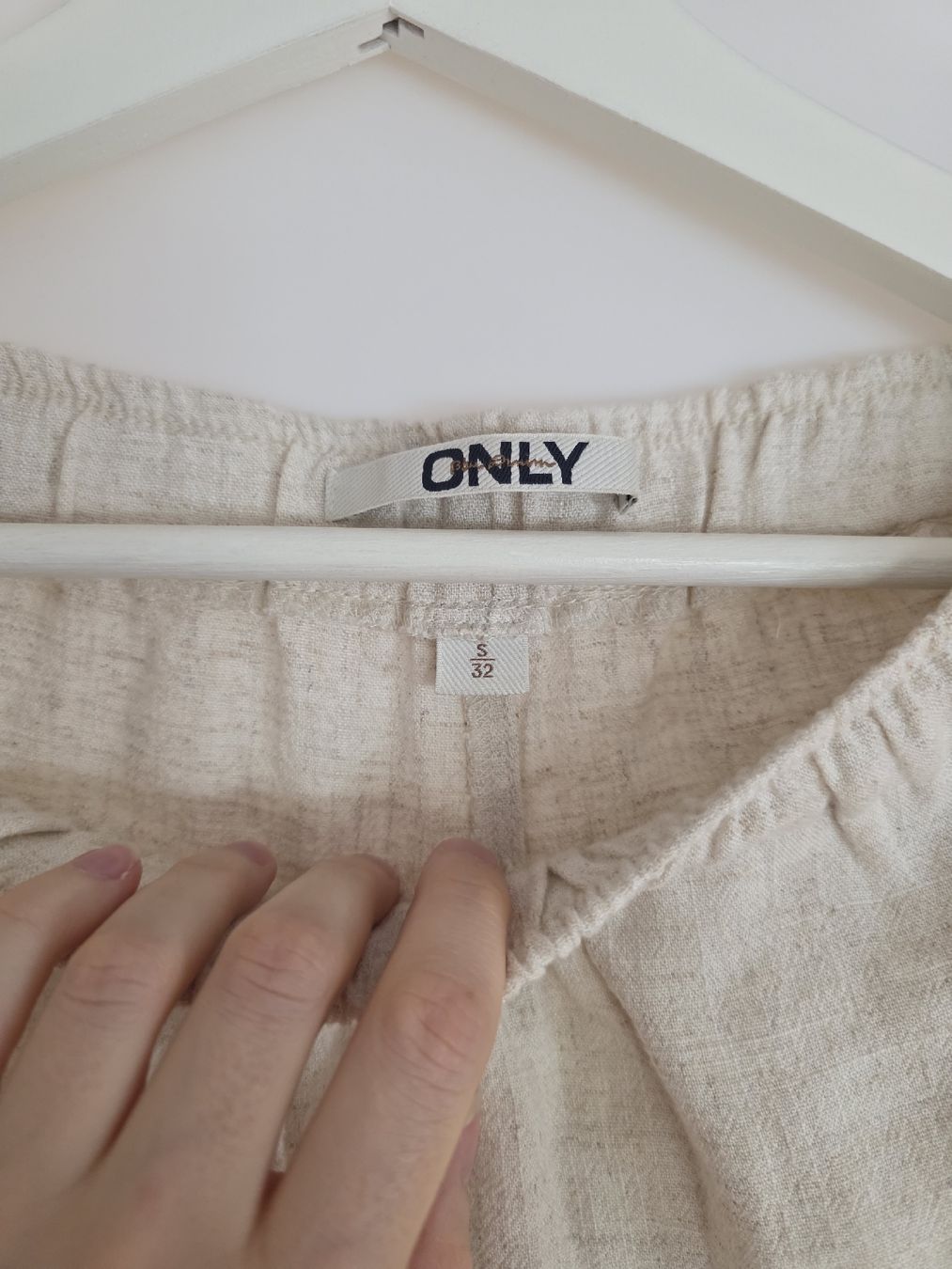 Only Pantaloni: Viskose-/Leinenhose Only Gr. 26/32 – Usato da Rheinfelden venduto da Julanna 2