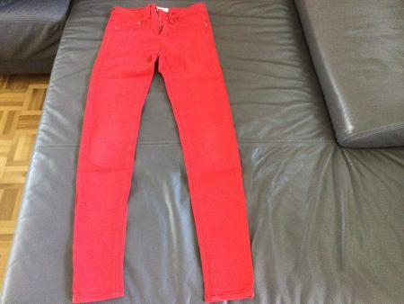 Jeans rot