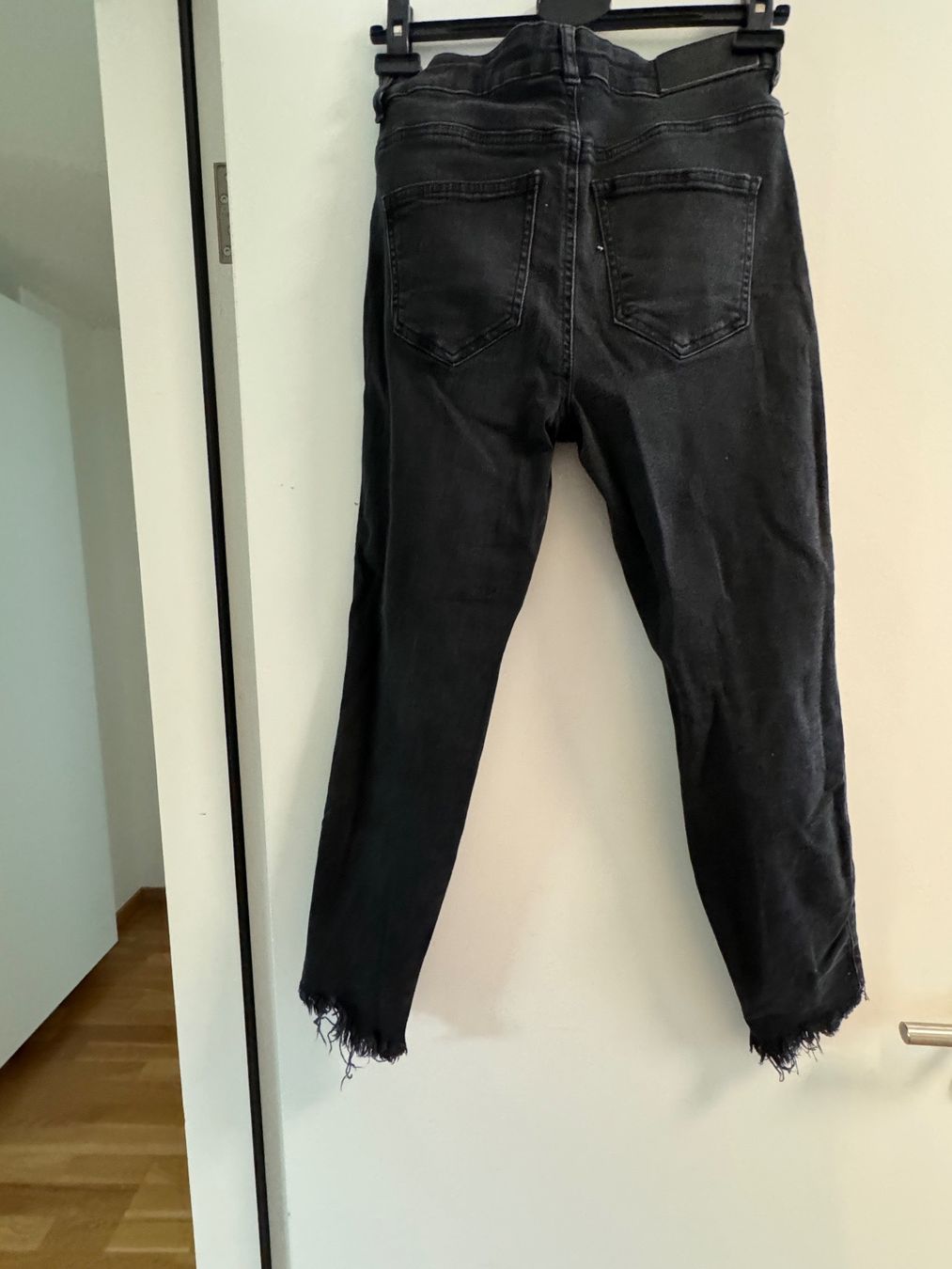Hosen: Hose schwarz, Gr. S, Länge 30 – Gebraucht aus Arlesheim von Eli_77 1