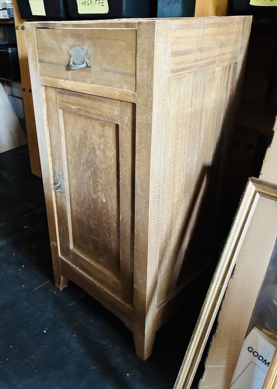 Comodini: Grossmutters Nachtschrank Schäftli - Vintage – Usato da Oberkulm venduto da Weberlisa 4