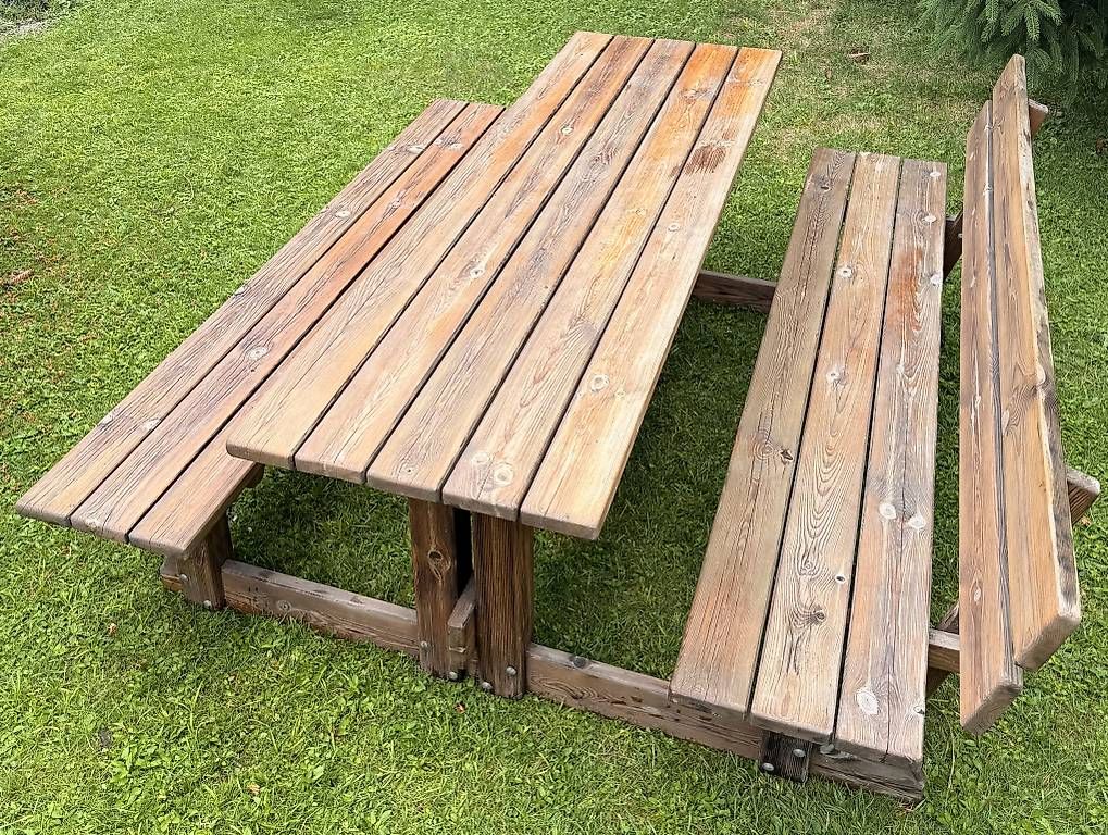 Tische: Gartentisch / Sitzgarnitur holz massiv – Gebraucht aus Altstätten SG von Celisky 3