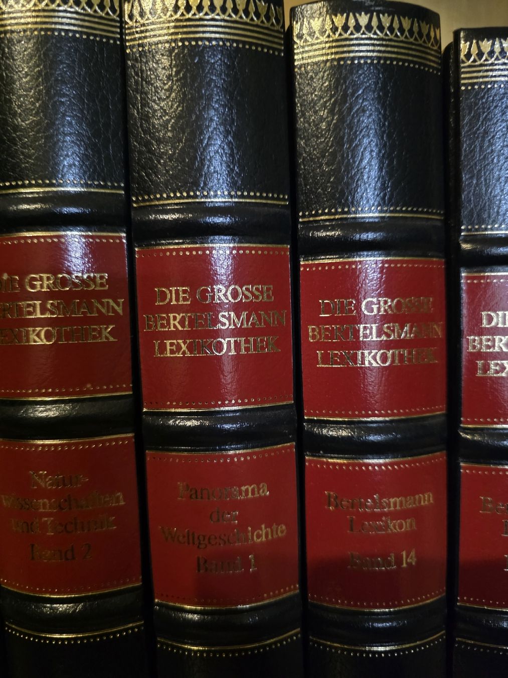 Bücher: Bertelsmann Sammlung.Kann in Wald ZH abgeholt werden. – Gebraucht aus Wald ZH von ize_7dsy 1