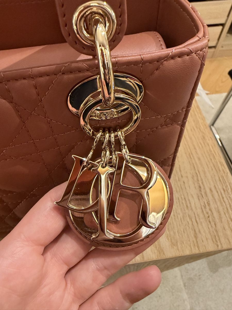 Dior Borse da donna: Authentic Lady Dior Bag - small Lady Dior MyABCDior bag – Nuovo (secondo la descrizione) da Schwyz venduto da ann_5w8m 4