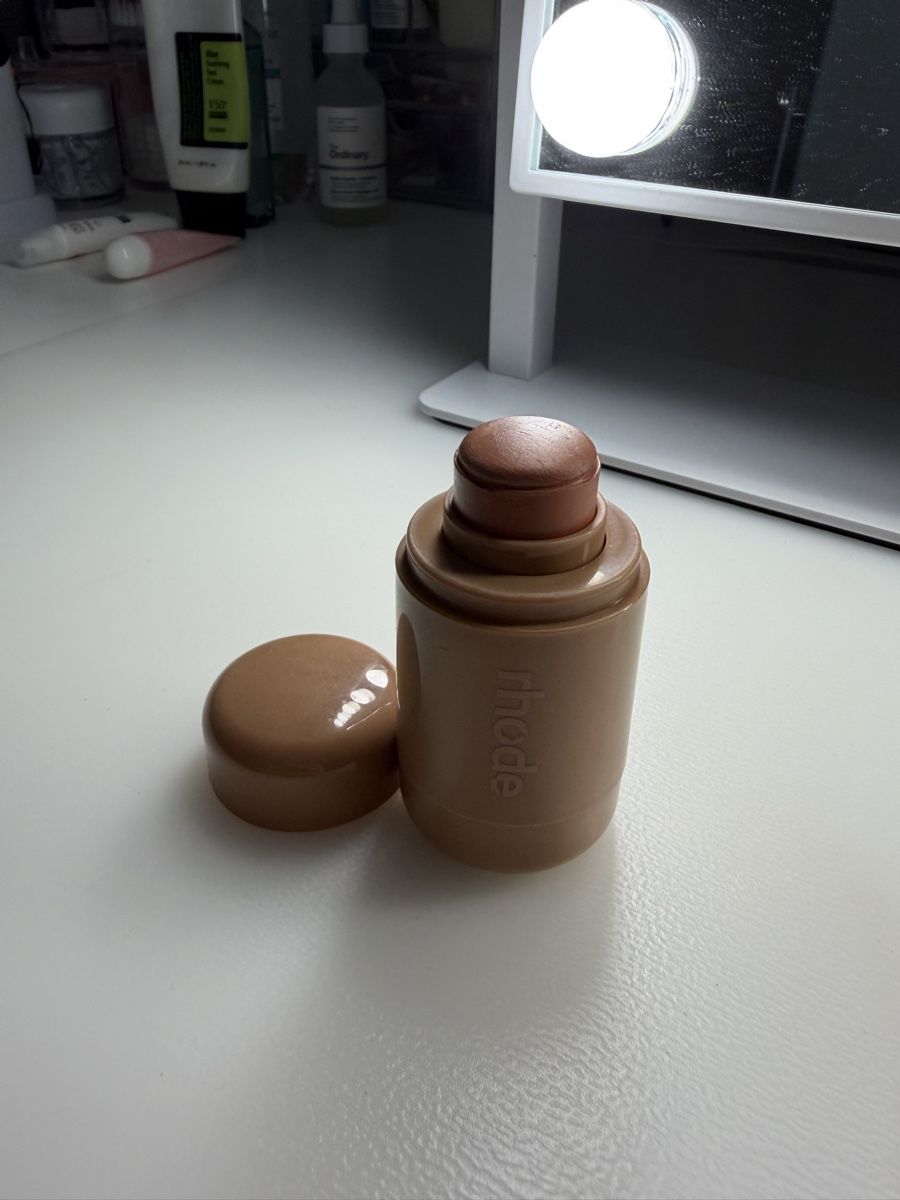 Rhode Make-up: Rhode Pocket Blush - Secondhand Summer Beauty Essential – Usato da Merenschwand venduto da selenaaneles 1