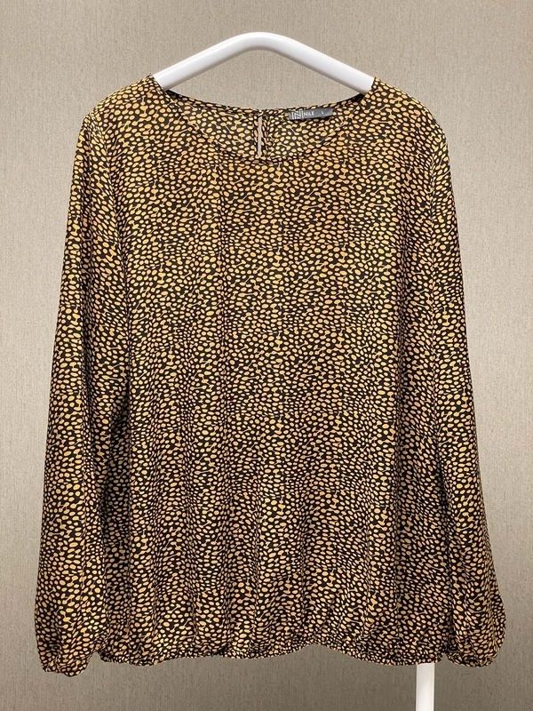 Nile Chemisiers: Blouse NILE viscose patterned size L good condition – D'occasion à Lausanne par Danash