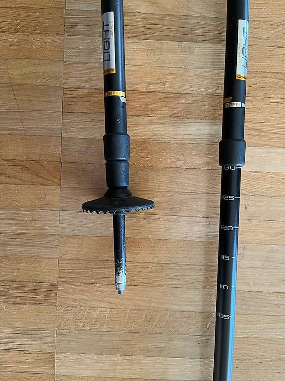 Bastoncini da trekking: Bâtons de marche téléscopiques 130cm – Nuovo (secondo la descrizione) da Renens VD venduto da ele_dkq8 2