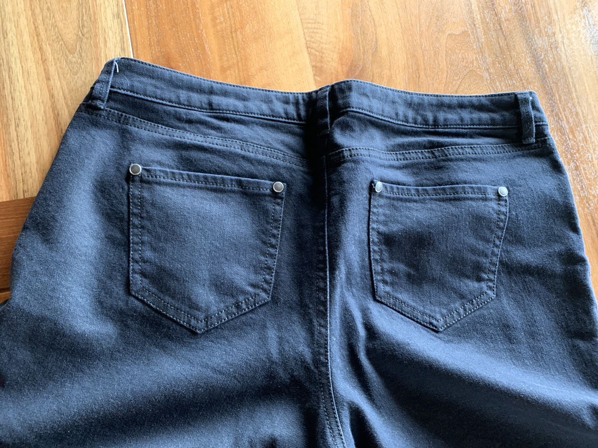 Naturaline Jeans: Schwarze Jeans Gr M, Naturaline – Gebraucht aus Meilen von Flockenwirbel 3