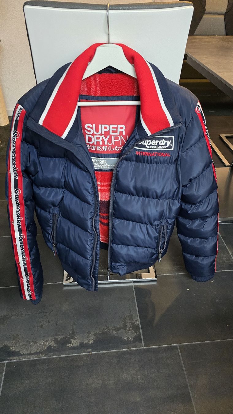 Superdry Giacche: Superdry Winterjacke, Gr.M – Usato da Mägenwil venduto da sam_5q7h 2