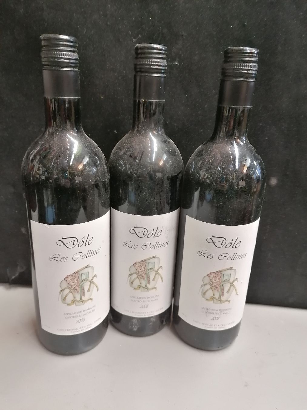 Vino: 3 BOUTEILLES DÔLE LES POLLINES 2008 – Nuovo (secondo la descrizione) da Genève venduto da Leboucheoreilles