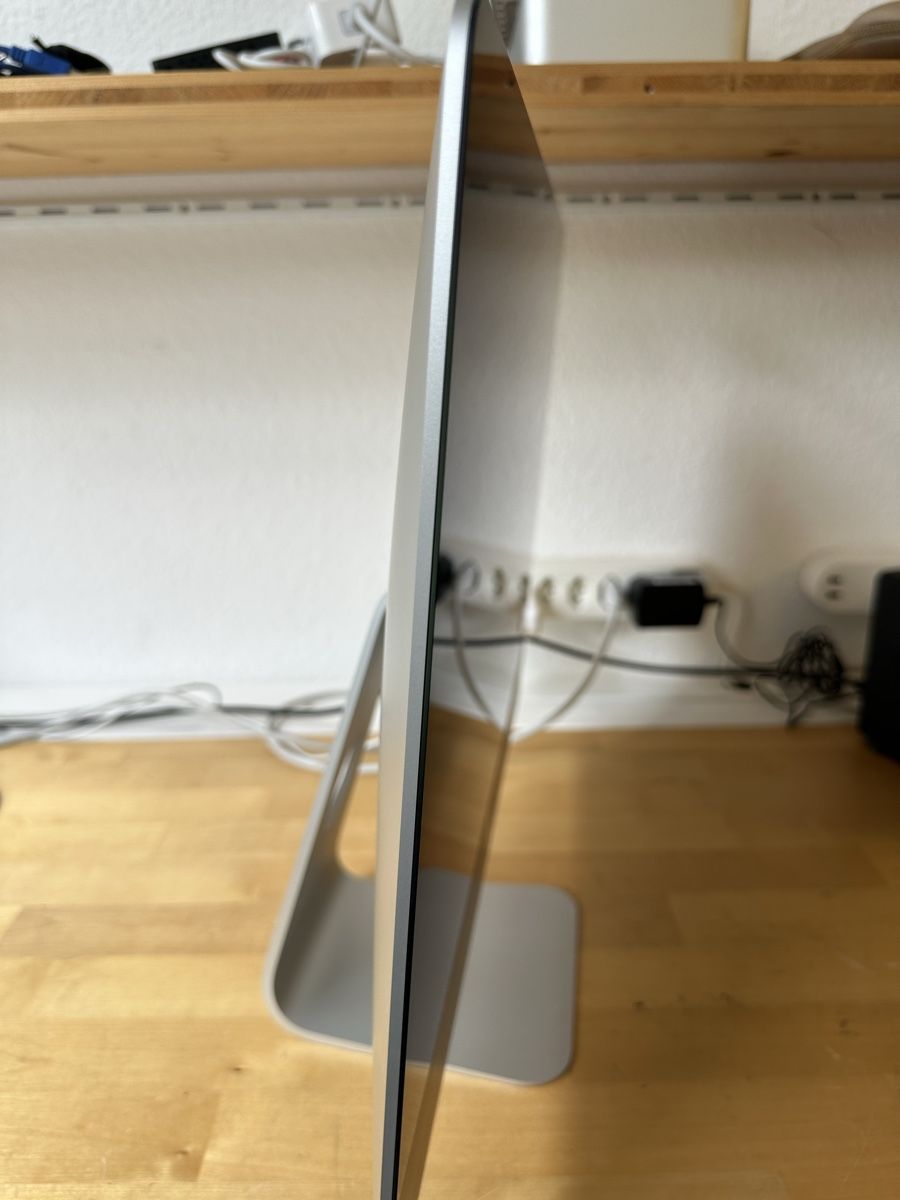 Apple PC: iMac 21.5“ 4K 2017 – Usato da Luzern venduto da FrankGroebel 2