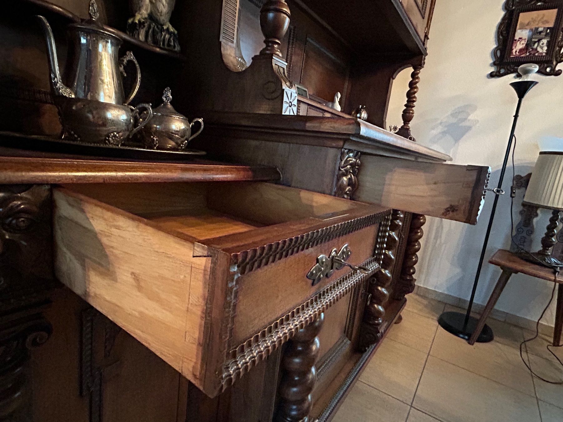 Credenze: Antikes Buffet – Usato da Lengnau AG venduto da Mefari 8