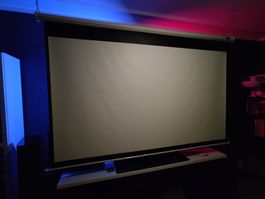 92" Leinwand (manual) für Beamer