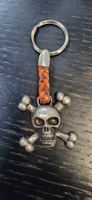 Cooler Totenkopf Schlüsselanhänger mit Lederband, Neu