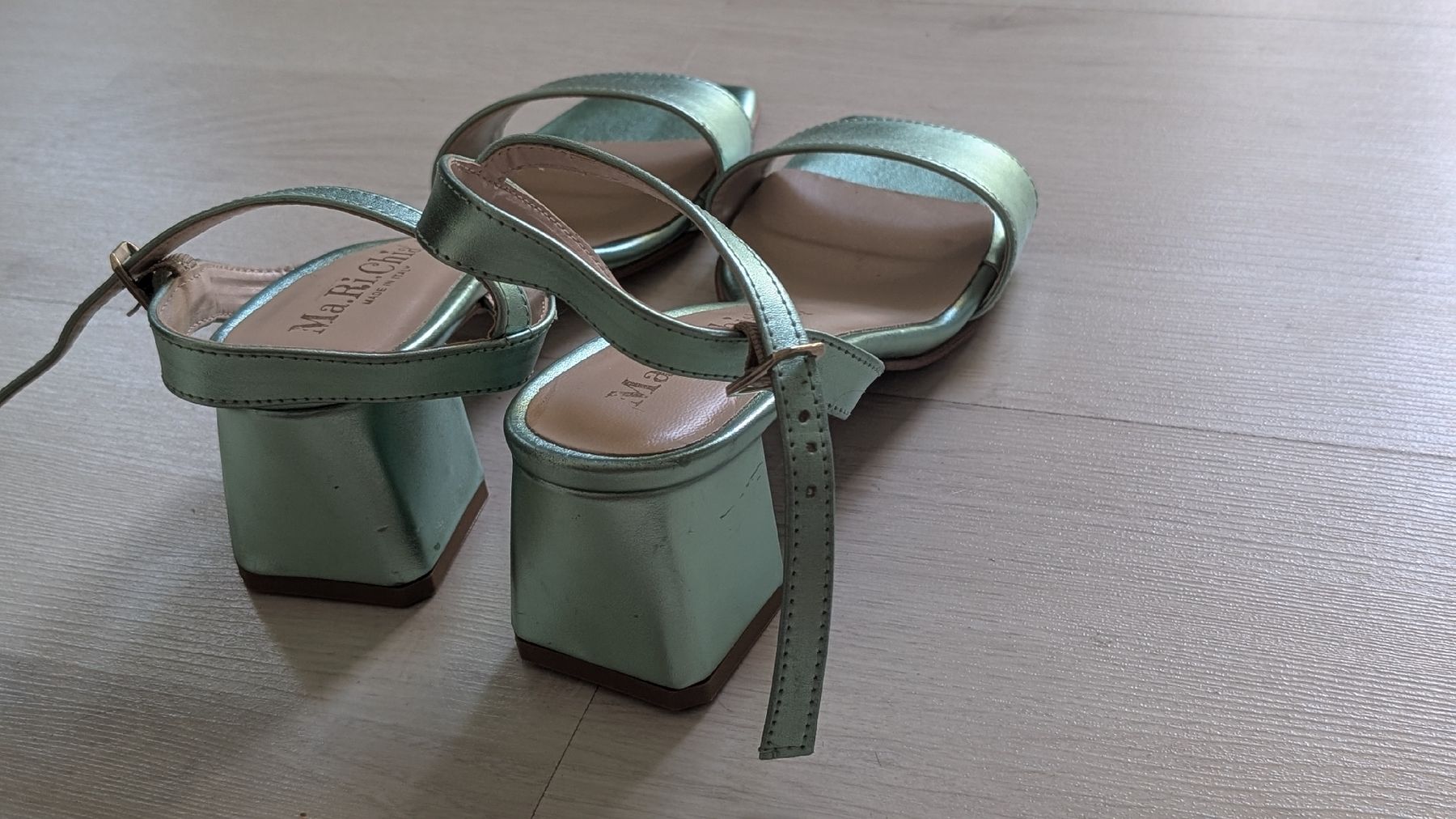 Scarpe da donna: Sommer-Damenschuh helles Grün metallic – Nuovo (secondo la descrizione) da Zürich venduto da Misam 2