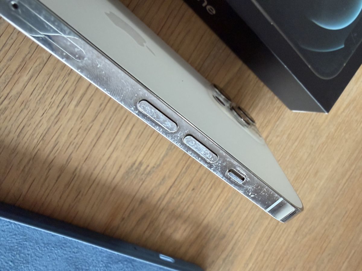 Apple Portables: iPhone 12 Pro Max, Silver, 256GB  – D'occasion à Richterswil par Noelle80 2
