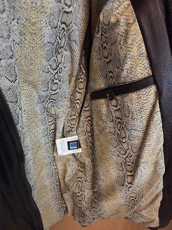 Roberto Cavalli Giacche: Just Cavalli Lederjacke, Grösse 50, 100% Leder – Usato da Sennhof venduto da msalvati 3