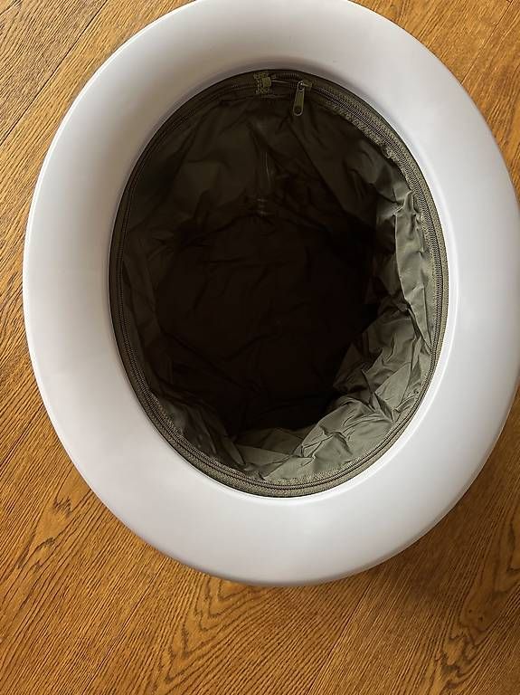 WC: Camping Toilette – Usato da Egnach venduto da Theblackcrow