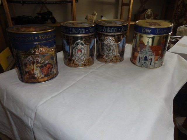 Pots: 8 Nürnberger Blechdosen – D'occasion à Aarau par mahort 1