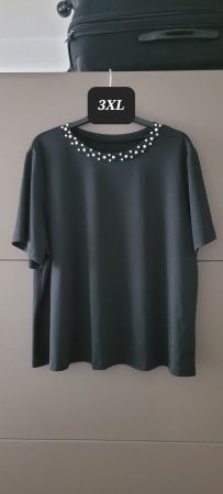 T-shirt noir taille 3XL avec perles sur le col/NEUF