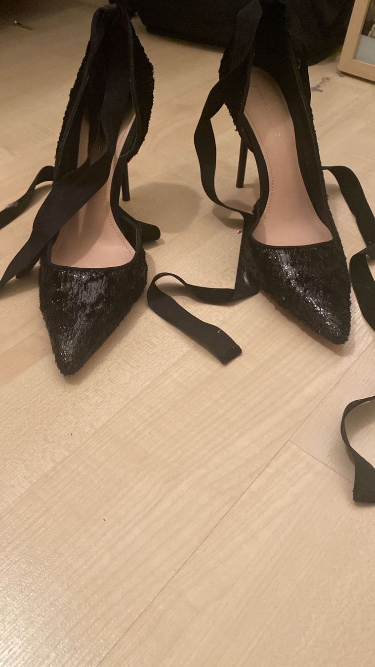 Zara Damenschuhe: Zara Pumps – Gebraucht aus Savosa von ankara111