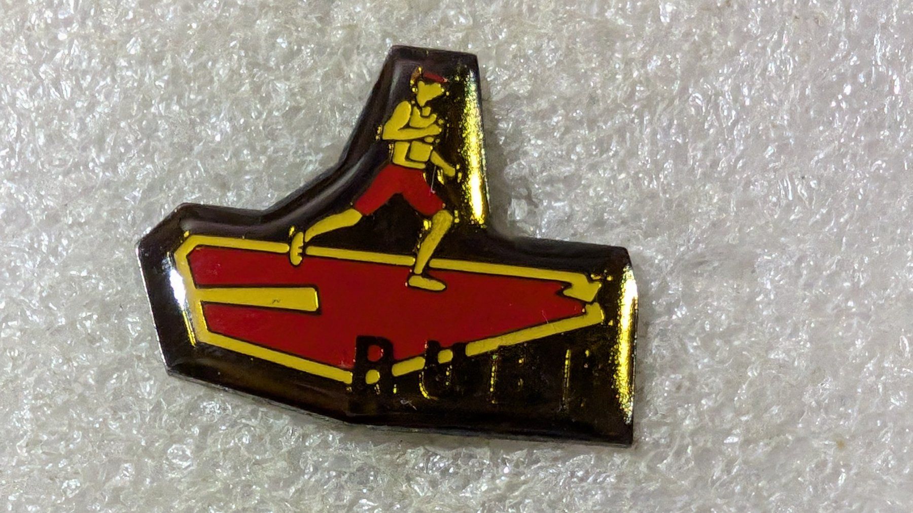 Placchette & Badge: Ansteckpin 166: – Usato da Oppligen venduto da Pin-Fall-Shop