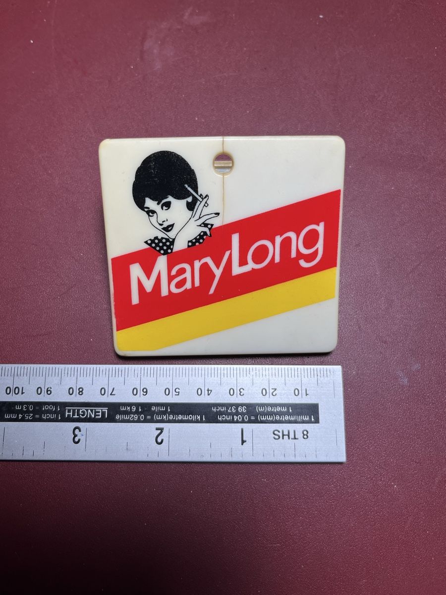 Placchette & Badge: Clip publicitaire MaryLong – Usato da Eclépens venduto da Revit19