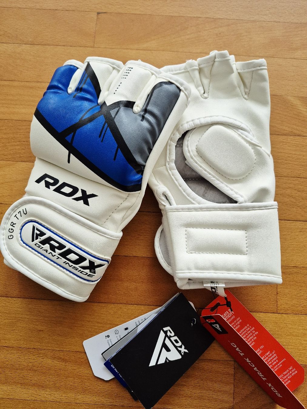 Handschuhe & Handstulpen: RDX Grappling Kampfhandschuhe T 7U – Neu und originalverpackt aus Wädenswil von Orso31