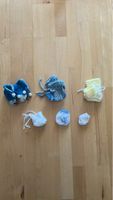 3 Baby Finkli und Handschuhe für Neugeborene