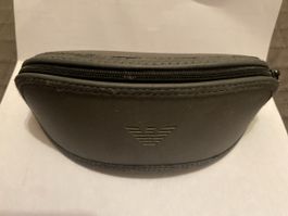 Étui à lunettes Emporio Armani - Élégant et pratique! (53)